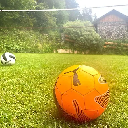 Chalupka Pod Lesom Ferienhaus