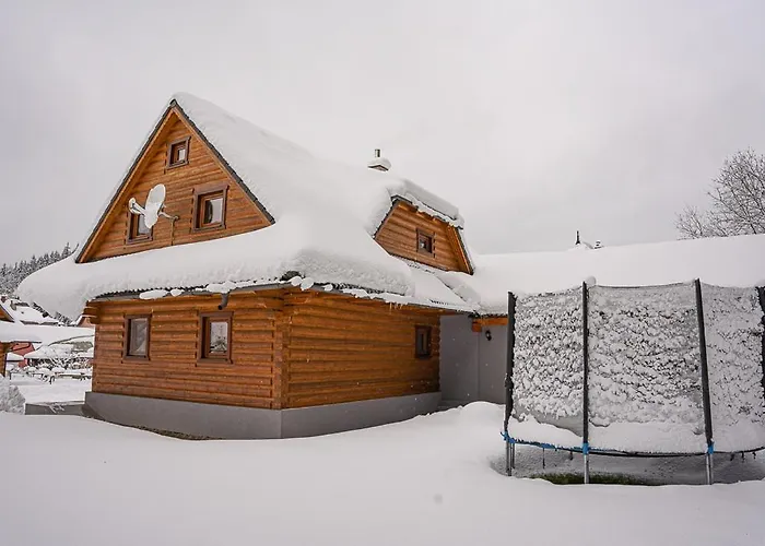 Chalúpka Pod Lesom Casa de Férias