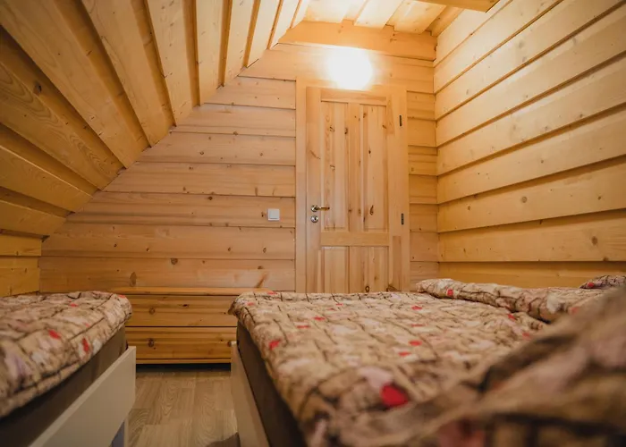 Chalupka Pod Lesom Tatil Evi *